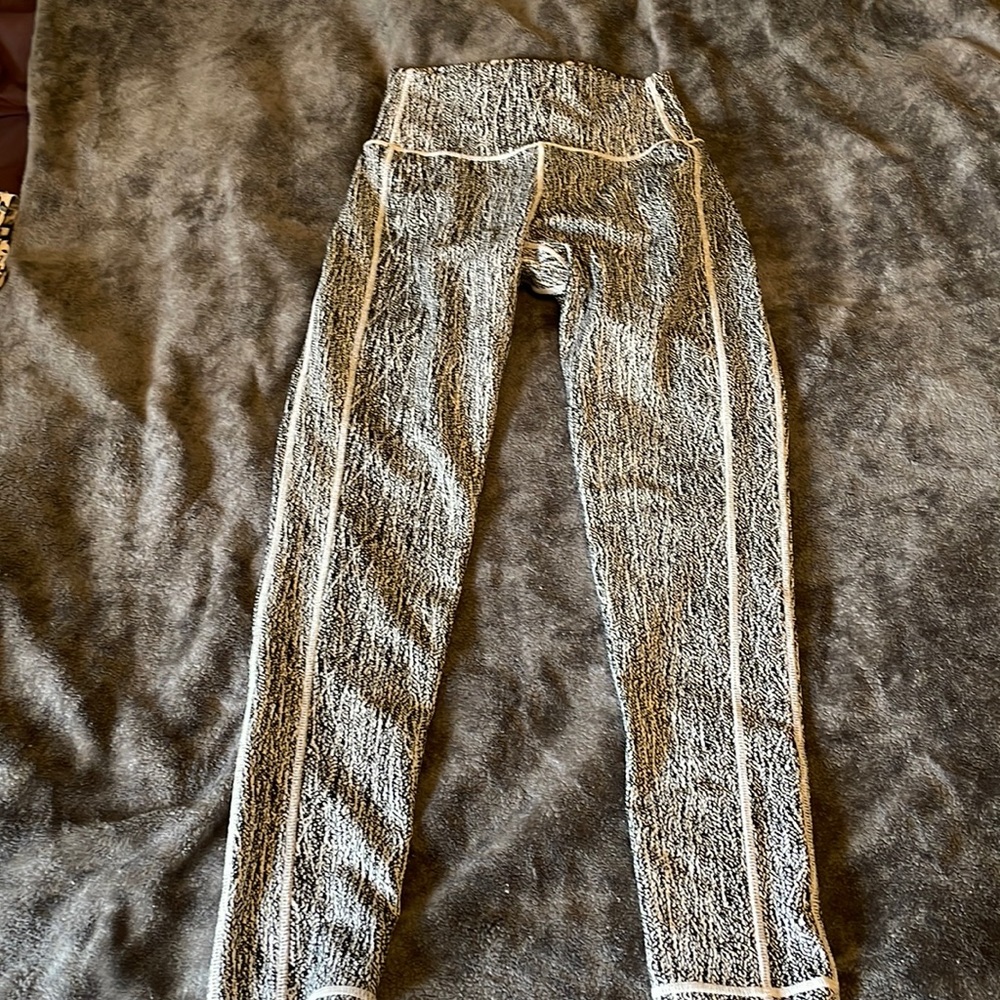 Buffbunny jacquard print leggings